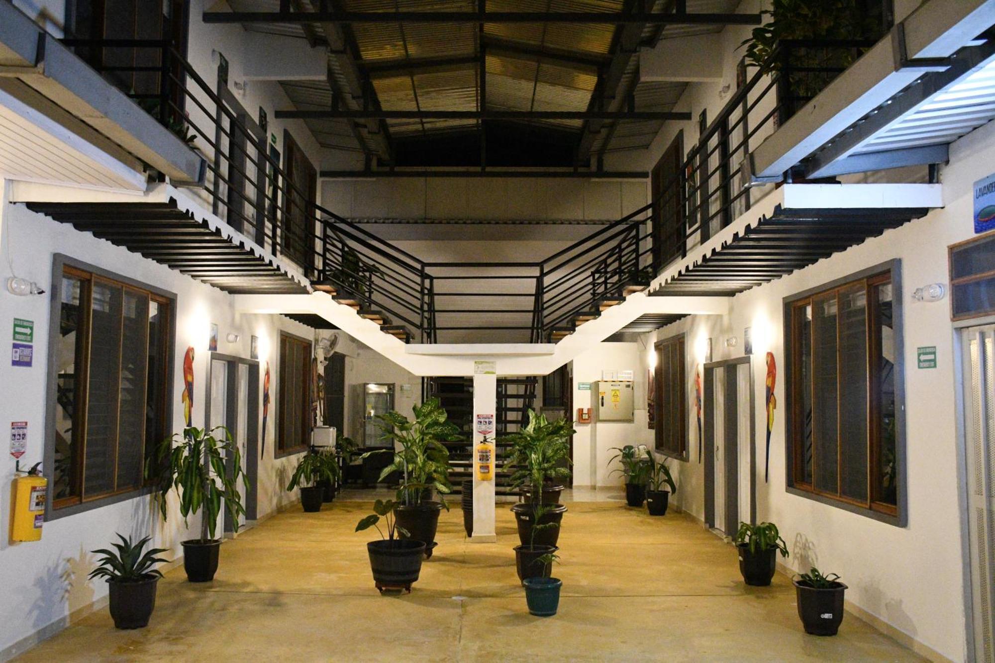 Cruz Roja - Turismo Solimoes Leticia Exterior photo